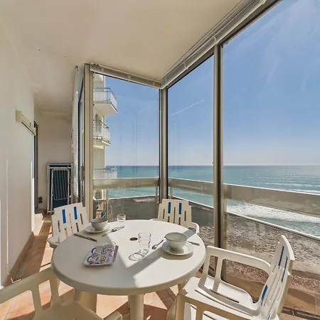Vue Imprenable Sur L'ocean, Sejour A 2